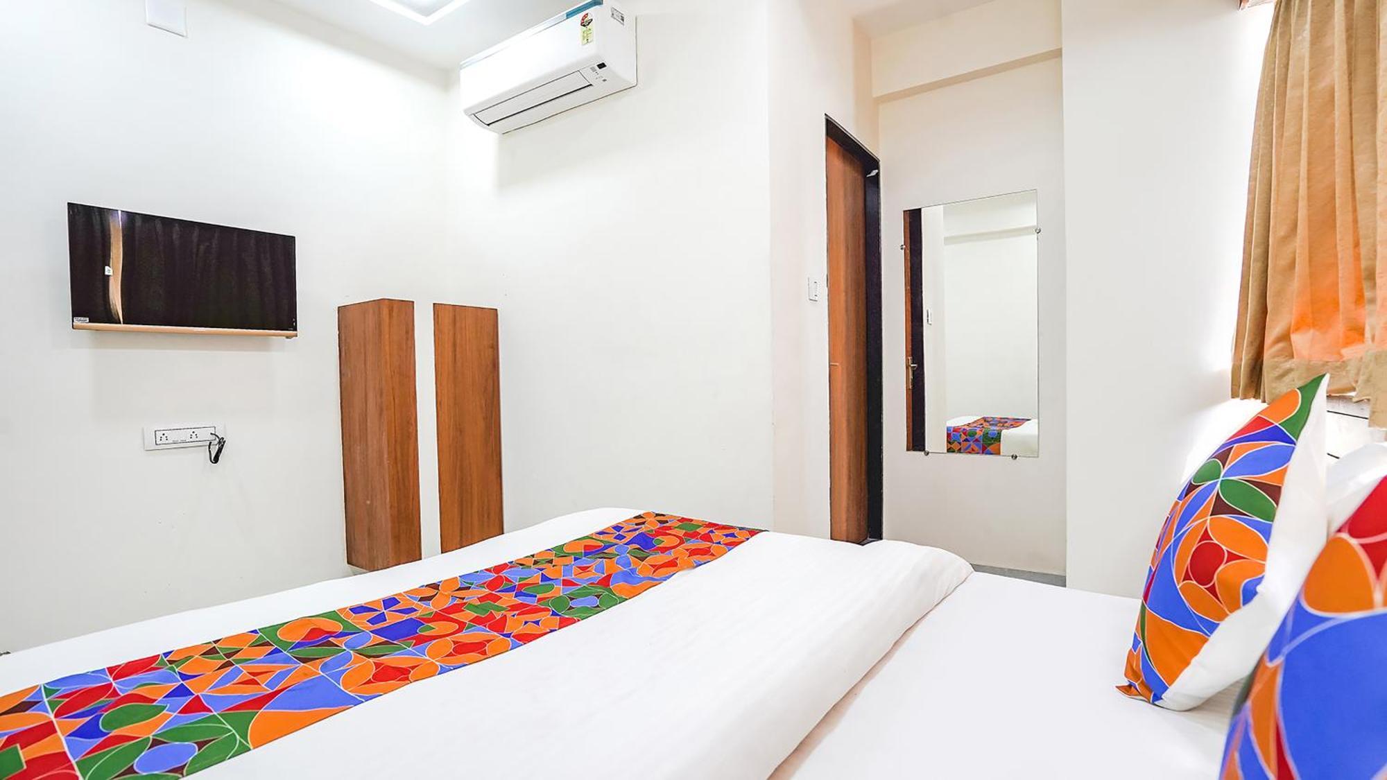 Fabhotel Vishala In Ahmedabad Buitenkant foto